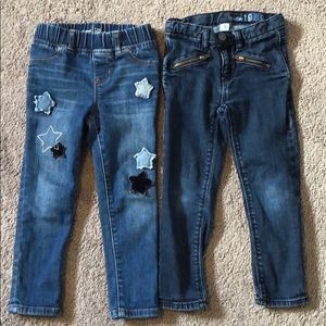 2 pairs of GAP size 4 years jeans